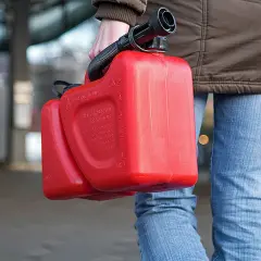 Wie viel Kraftstoff darf man zu Hause lagern? Wichtige Vorschriften und Tipps