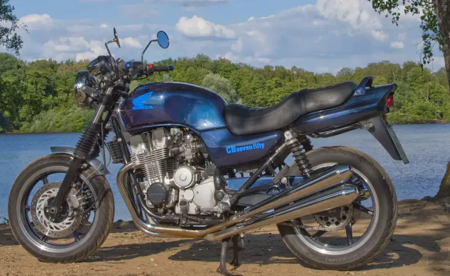 Die beste Auspuffanlage für Honda CB 750 Seven Fifty im Vergleich